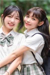 梨花落尽，云散夜未明抖音