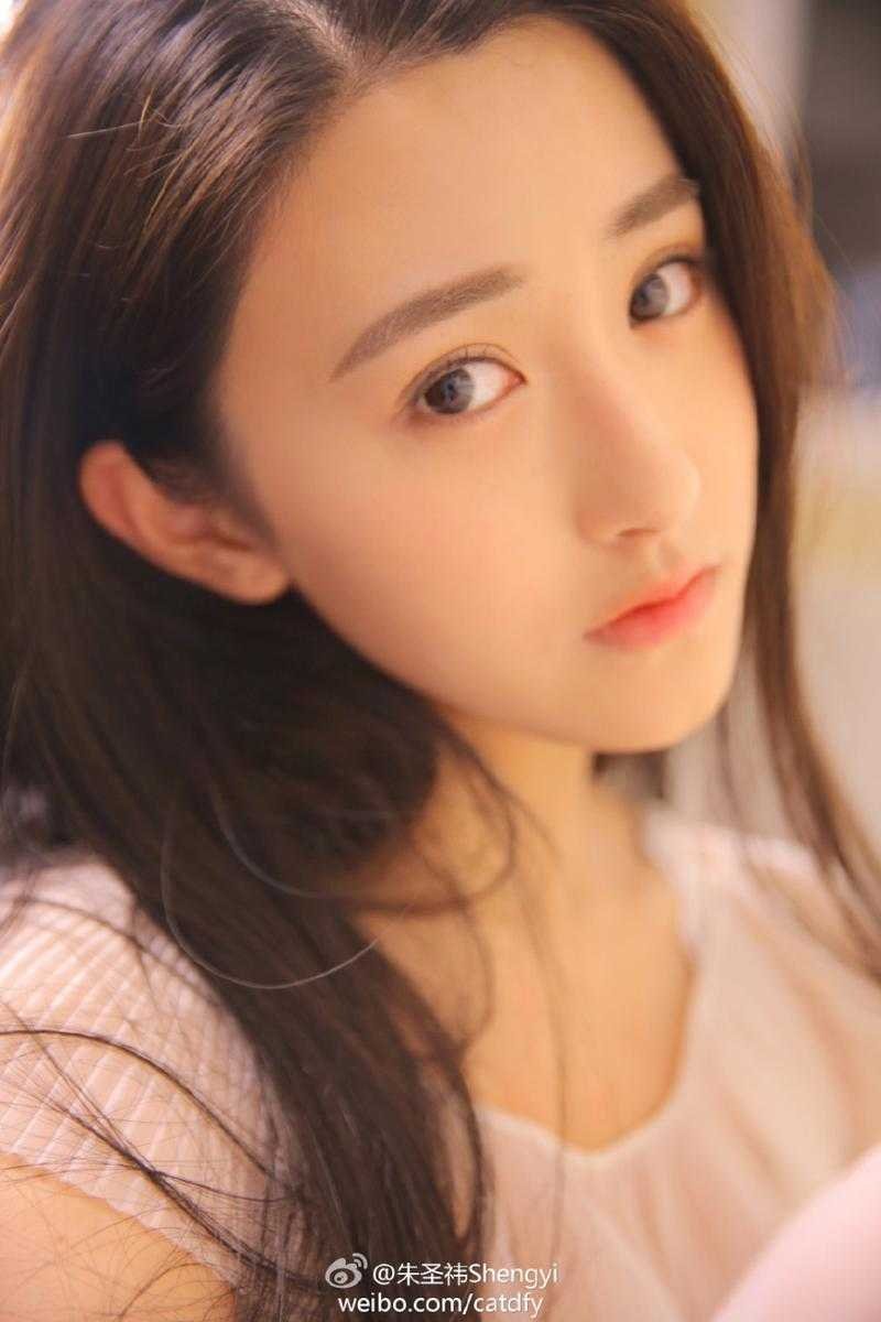 未婚夫和女兄弟在酒吧领证，我摇骰子让他们倾家荡产全文+后续