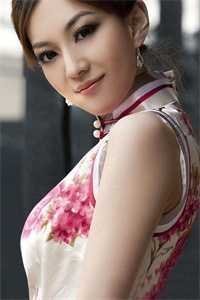 前男友疯狂吃醋，却不知我早已有主精品推荐