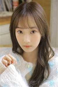 陪他东山再起后，他把婚戒给了小白花列表