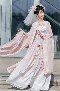 大佬囚她于身侧，小娇妻又要闹了！爆款宝藏