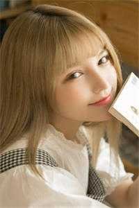 全家反派领养她！沙雕摆烂赢麻了试读