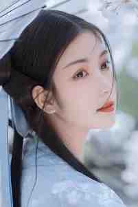 孤月难明料峭梦免费