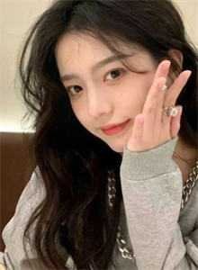 看见弹幕后，我送狗皇帝和白月光归西推荐