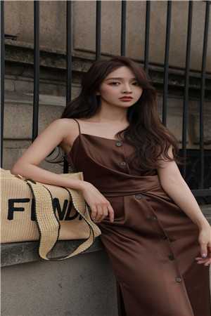 离婚后，她和隔壁糙汉的那点破事精修版