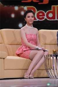 陪他东山再起后，他把婚戒给了小白花质量好文