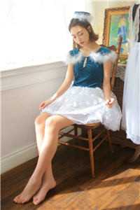 孤月难明料峭梦短篇